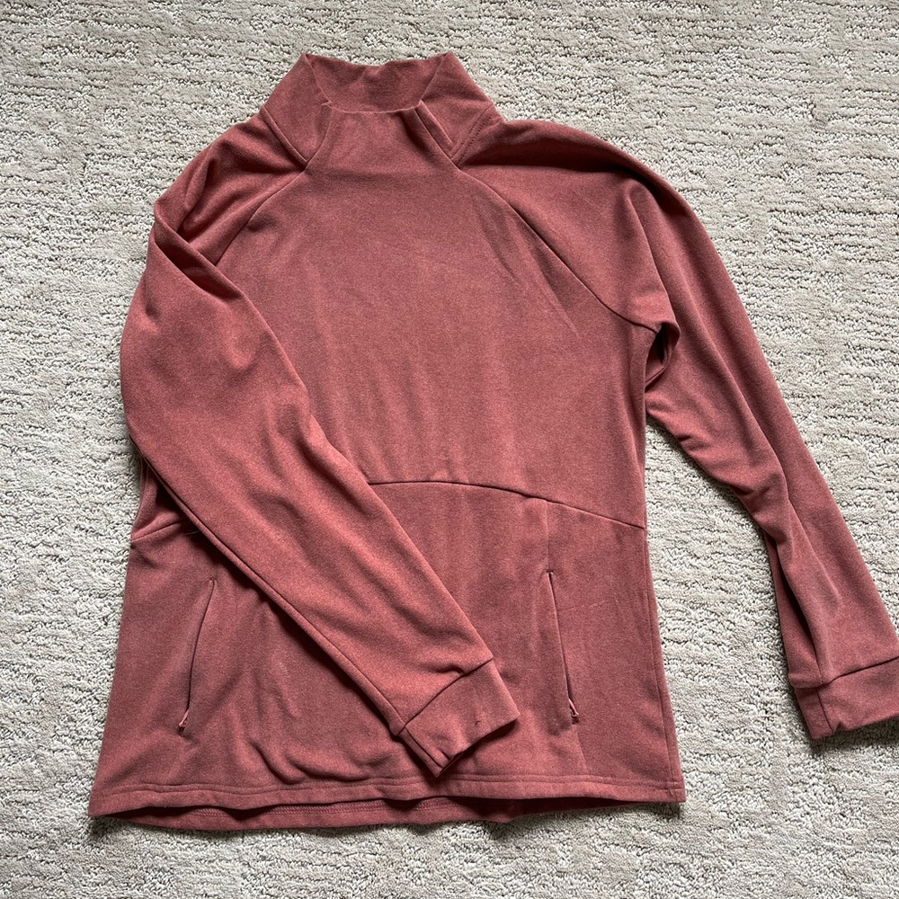 mock neck outdoor pullover sweatshirt